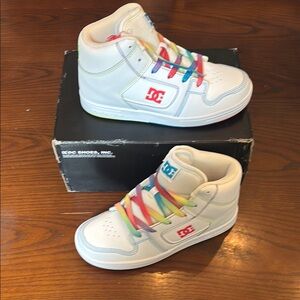 DC Women’s  shoe asst TL